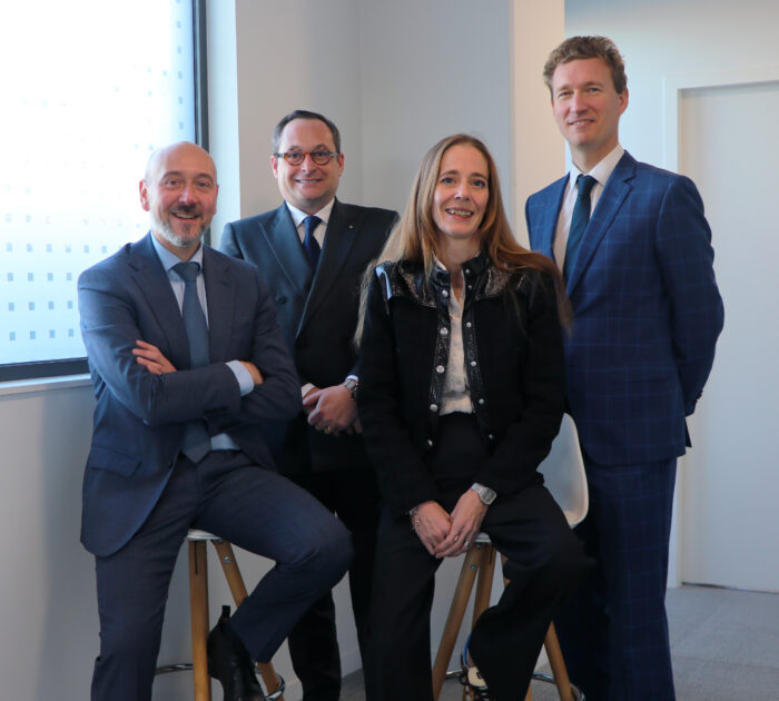 CF société d'avocats Laurent Fraisse (Droit des entreprises en difficulté et Restructurations), Maître Tristan de La Rivière (Droit des Affaires), Jéromine Busch (Droit Social), Martin Regeasse (Droit Fiscal).